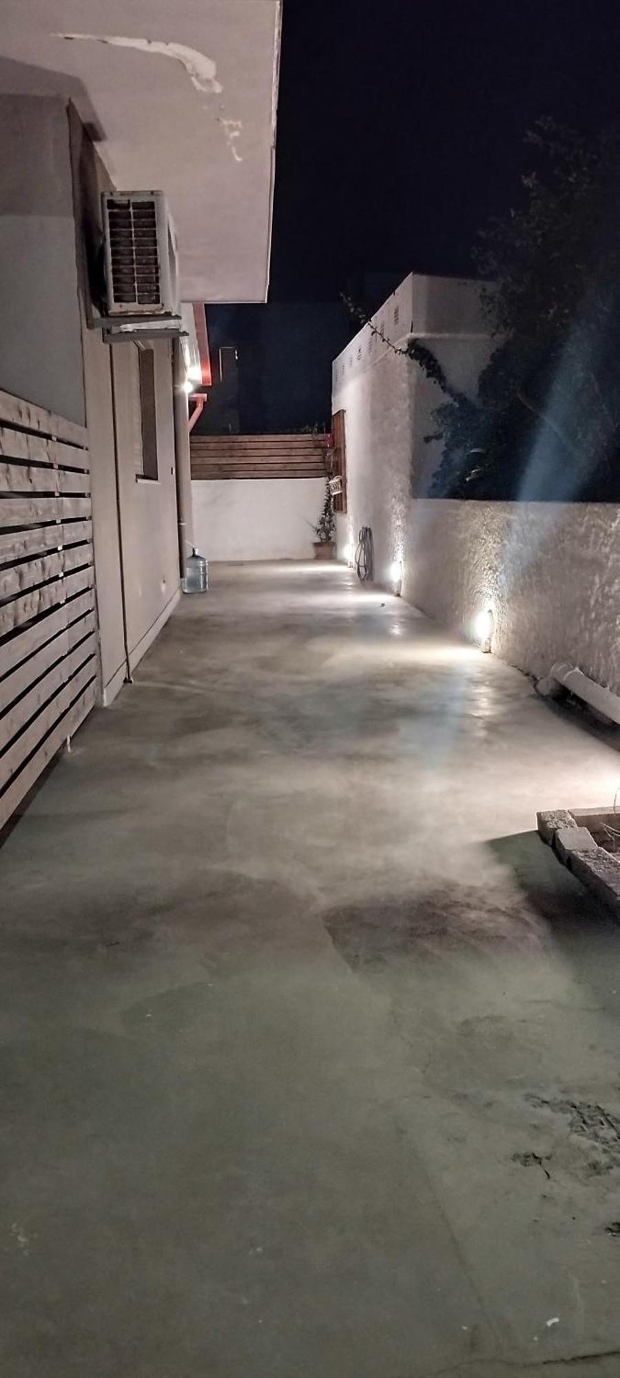 Pikinas Studios Near Ath Airport Markópoulon エクステリア 写真